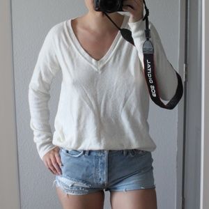 White long sleeve sweater